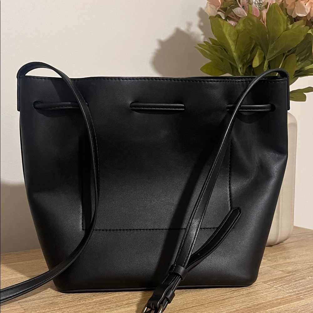 J Crew Factory Black Tassel Women's Bag - Picture 3 of 5